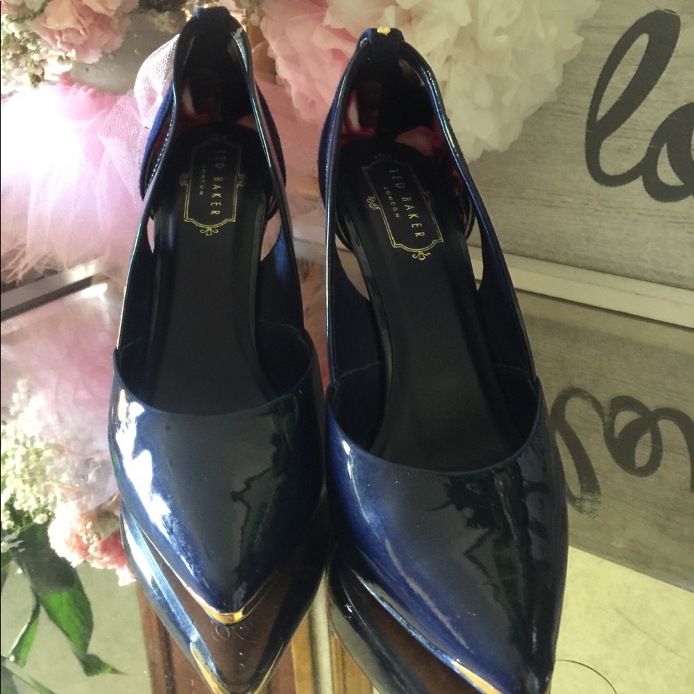 Ted Baker pump shoes